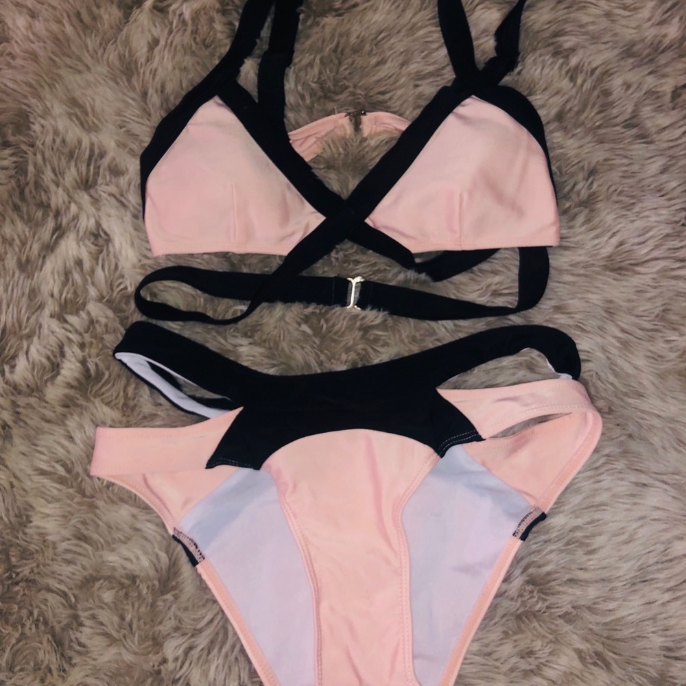 Strapy Bikini